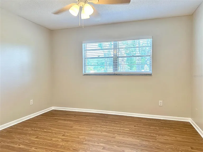 132 S Bulova Dr — Photo 19