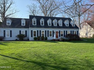 11 Old Coach Rd, Bowling Green, OH 43402