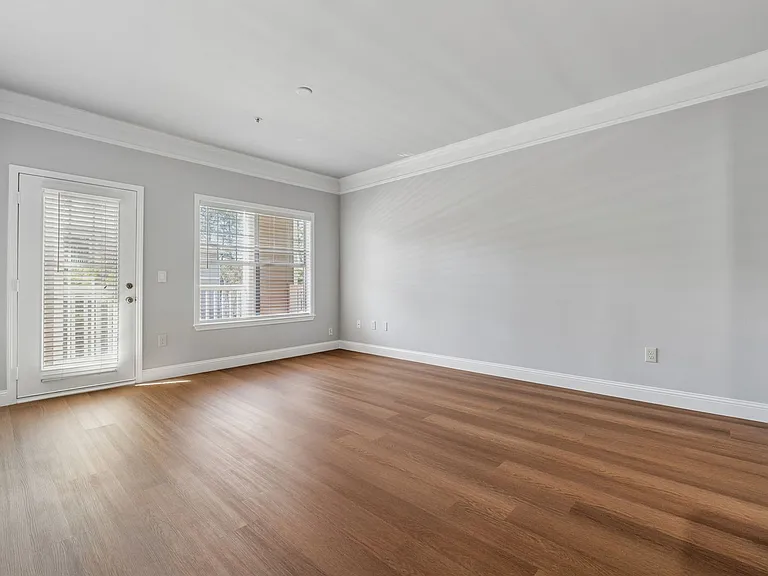 2700 Pine Tree Rd NE #1115 — Photo 11