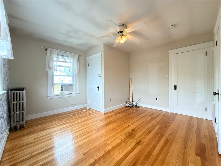 11 Clay St — Photo 30