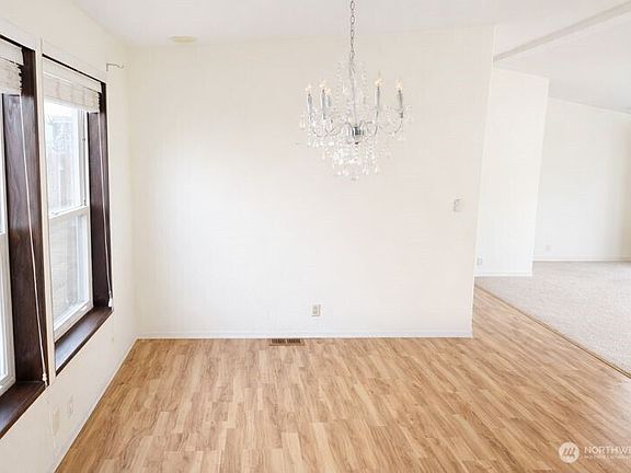 5th image of 309 5th Avenue SE