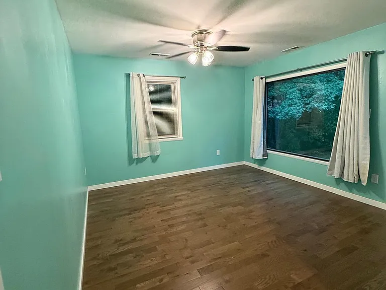 231 Lake Caroline Dr — Photo 14