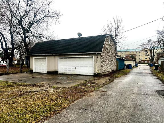 3rd image of 7228 Schneider Ave