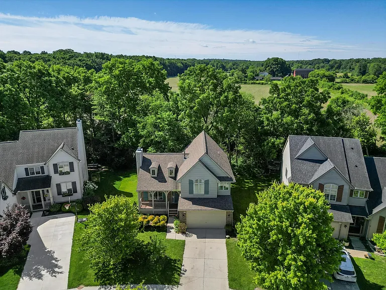5849 Lafayette Ln — Photo 35