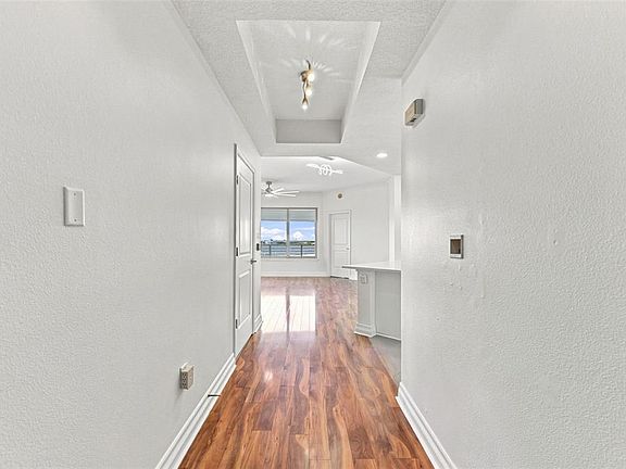 2nd image of 1209 E Cumberland Ave Unit 608