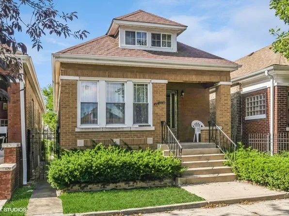 6440 S Whipple St, Chicago, IL 60629