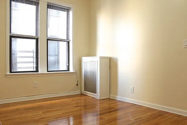 Rented by Bohemia Realty Group | media 19
