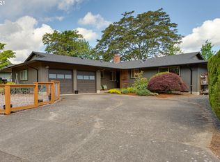 5301 NE Roselawn St, Portland, OR 97218