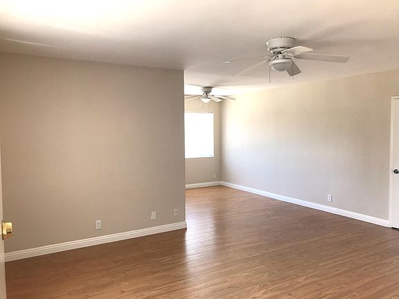 5th image of 894 Crenshaw Blvd APT 5