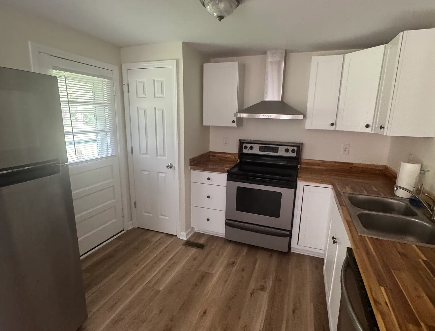 2 bed, 925 sqft, $1,400 — Photo 3