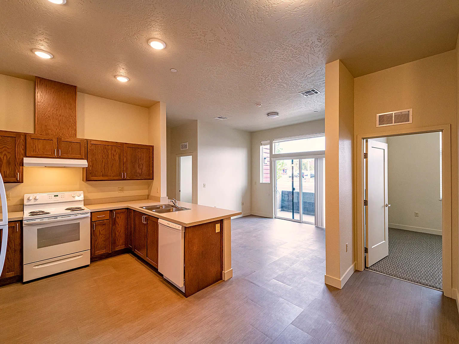 Adare Apartments — Photo 1