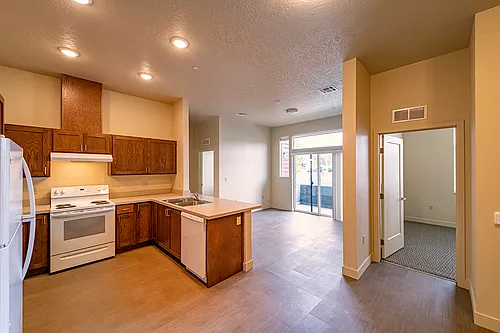 Adare Apartments Photo 1