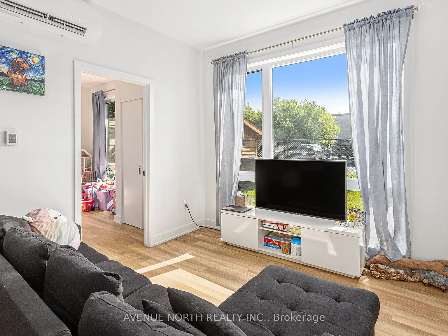 2 bed, $2,200 — Photo 4