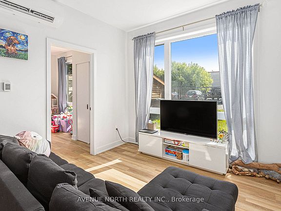 4th image of 391 Dieppe St #2