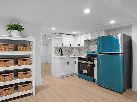 4th image of 3343 Mickle Ave #2