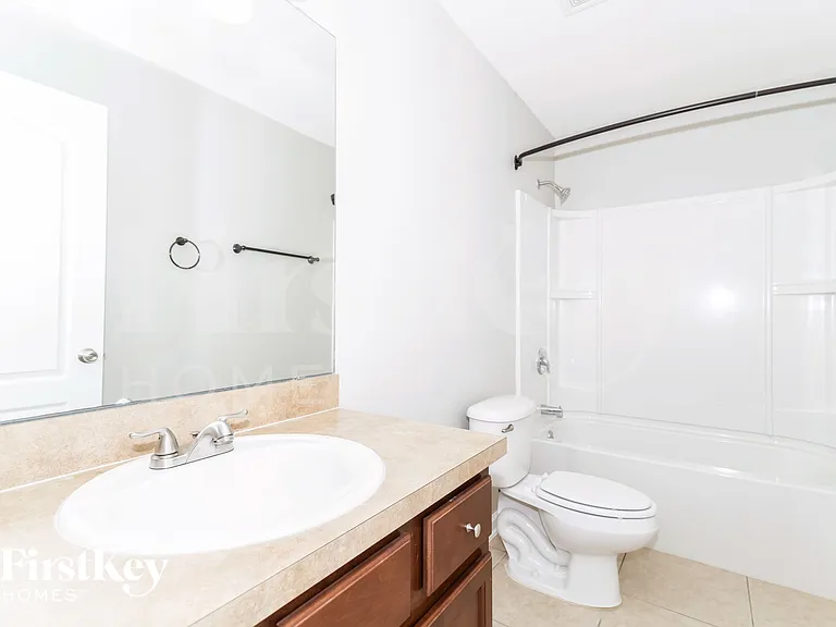 4004 Sandhill Crane Ter — Photo 14