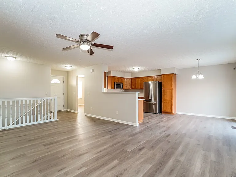 9054 Jackies Bnd — Photo 4