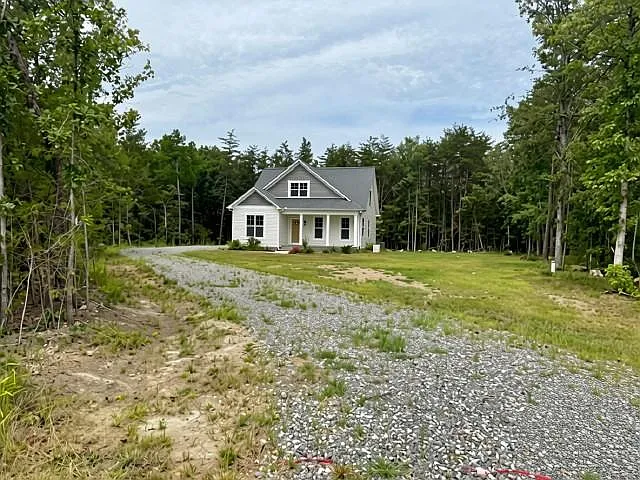 1809 Spreading Oak Rd — Photo 2