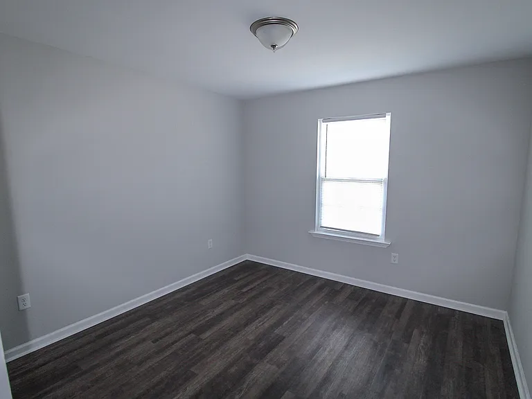 124 Callaway Cres — Photo 16