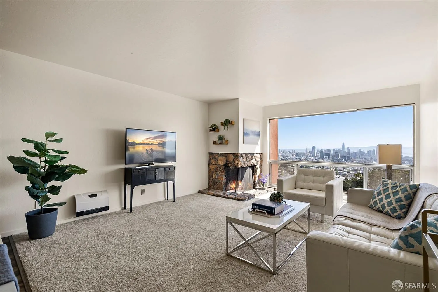 1 bed, 1.0 bath, 703 sqft, $4,000 — Photo 3