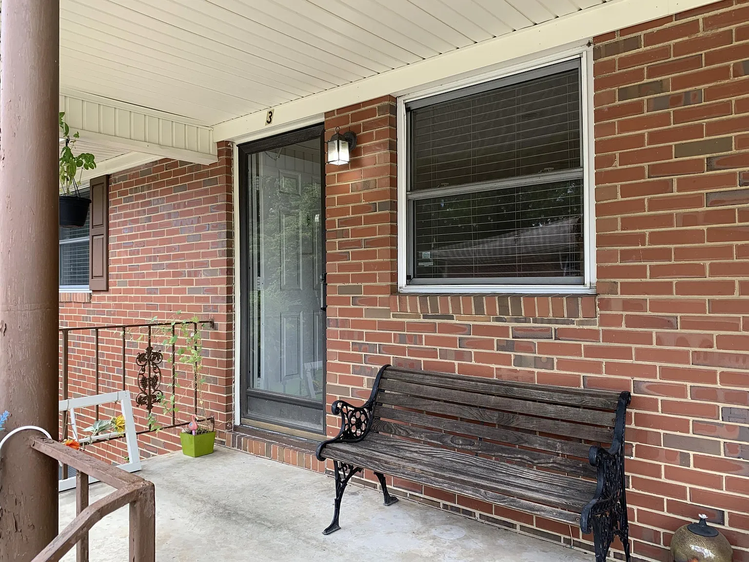 2312 Quincy St — Photo 1