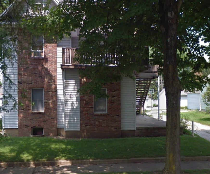 2nd image of 230 E Columbia St #5