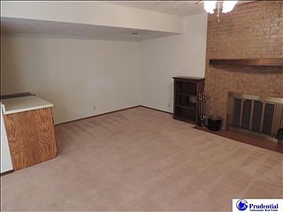 4th image of 2615 Linda St