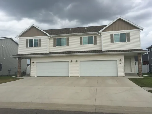 958 31st Ave W, West Fargo, ND 58078