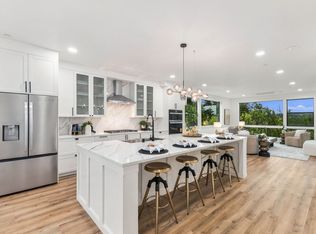 932 Duchess Rd #10, Bothell, WA 98012