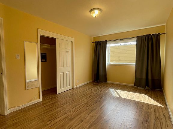 5th image of 106 E Moltke St APT 33
