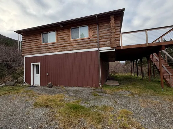 8741 Paine Rd, Anchorage, AK 99516