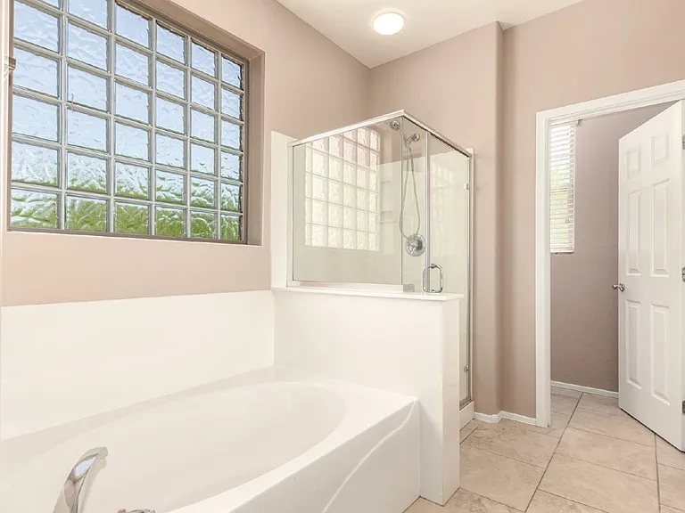 15204 W Westview Dr — Photo 22