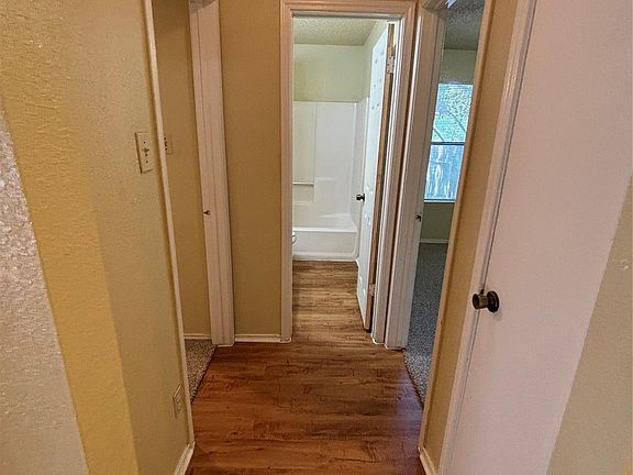 5th image of 2035 Redwing Way