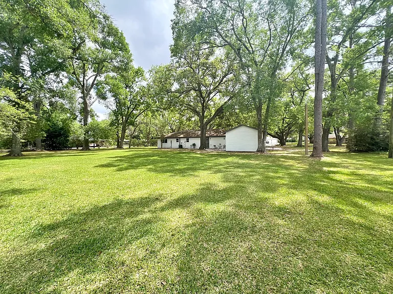 701 Cannan Dr — Photo 23