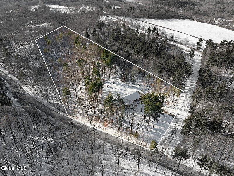 5th image of 1 Dayspring Lane