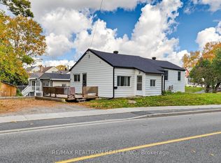 31 Isabella St, Parry Sound, ON P2A 1M2