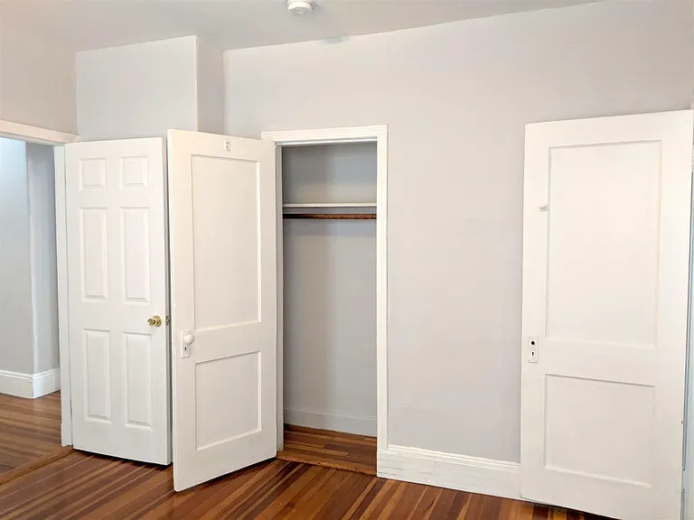 12 Belknap St #2 — Photo 6