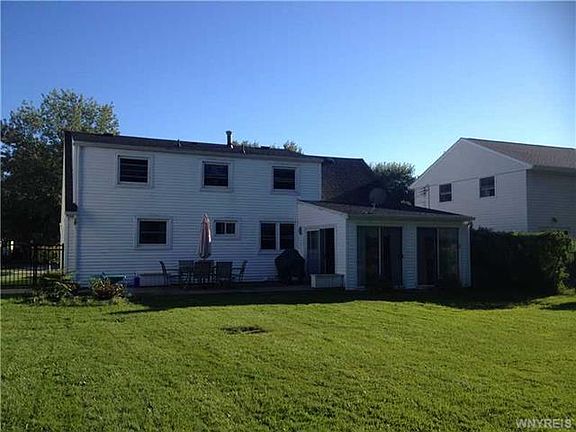 3rd image of 140 Cranwood Dr