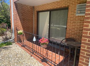 9860 W 153rd St, Orland Park, IL 60462