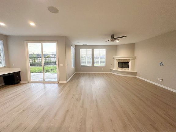 5th image of 19738 Castille Ln