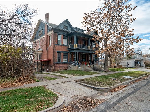 2nd image of 378 E 5th Ave