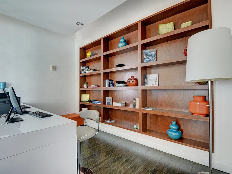 300 S Australian Ave #1215 — Photo 31