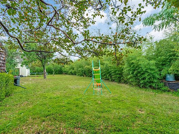 3rd image of 10424 Hermosa Dr