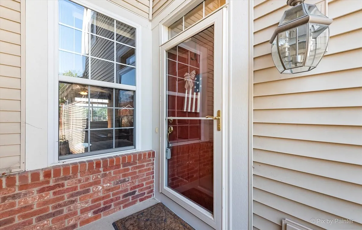 2 bed, 2.5 bath, 1789 sqft, $2,700 — Photo 3