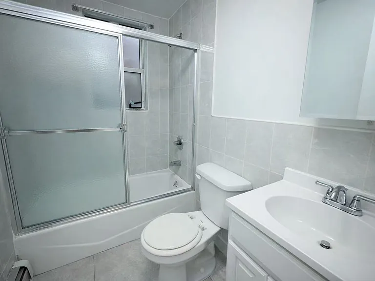 522 Tysens Ln #1F — Photo 9