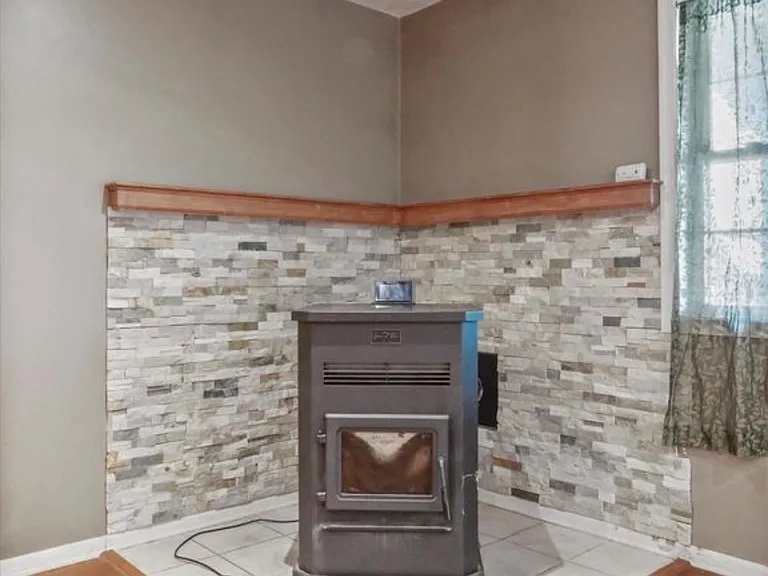8867 Hillside Way — Photo 24
