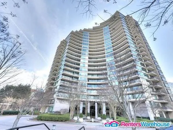 700 Park Regency Pl NE, Atlanta, GA 30326