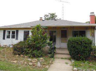 1611 N Chipman Rd, Owosso, MI 48867