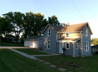 302 N Kansas St, Highland, KS 66035