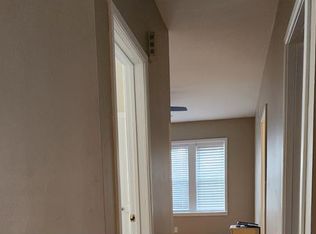 2204 E 84th St #1, Chicago, IL